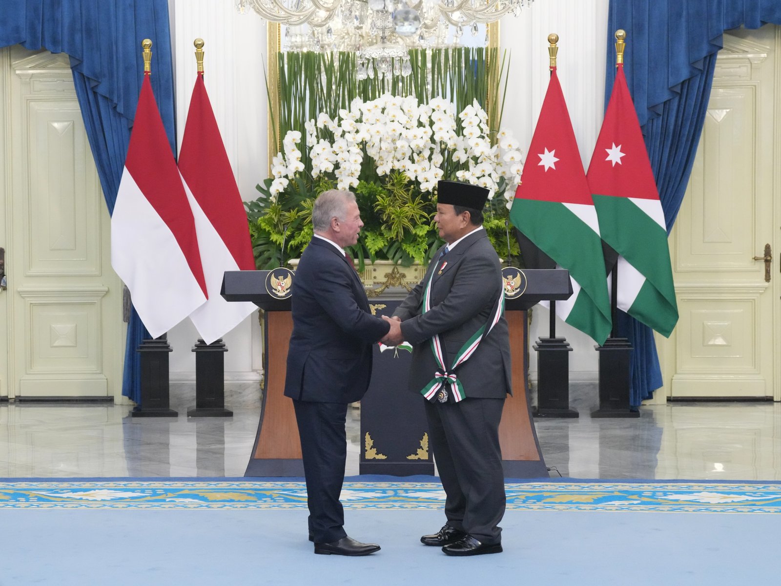 Prabowo Subianto Terima Tanda Kehormatan Tertinggi Al-Nahda dari Raja Yordania Abdullah II