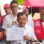 JK Tinjau Posko Logistik Nasional, Pastikan Bantuan untuk Aceh, Sumut, dan Sumbar Siap Didistribusikan