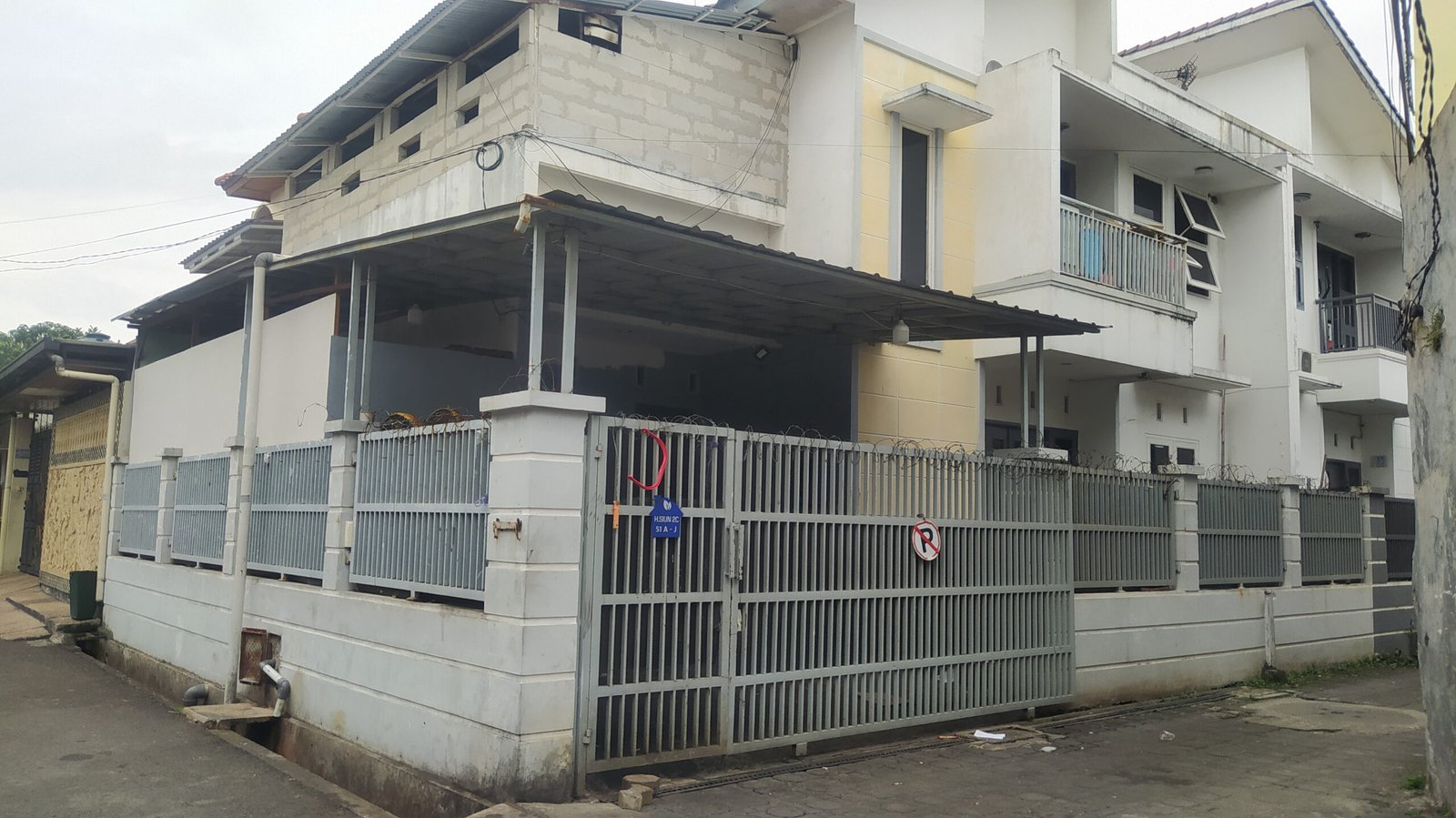 Kantor WO by Ayu Puspita Sepi Usai 200 Korban Datangi Rumah dan Laporkan Dugaan Penipuan Rp16 Miliar