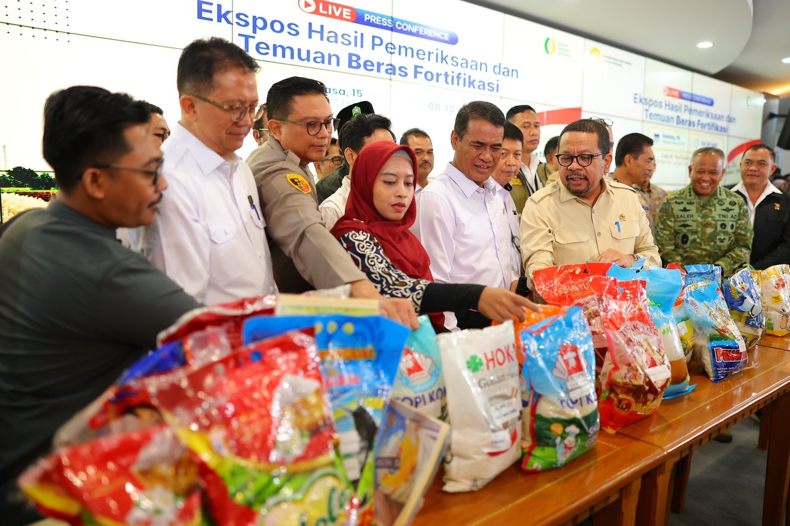 Pemerintah Temukan 25 Merek Beras Fortifikasi Diduga Tak Sesuai Kandungan, Harga Capai Rp57.600/Kg
